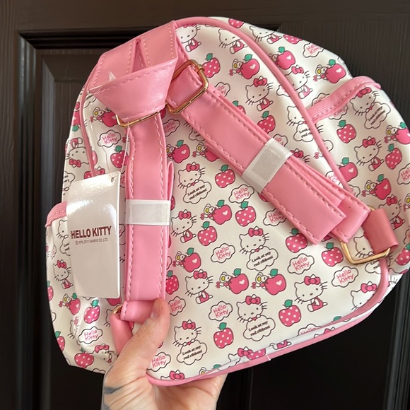 NWT Hello Kitty Mini Backpack! - Picture 4 of 4